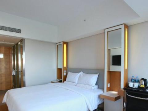 Ji Hotel Guangzhou Zhujiang New Town Exterior foto