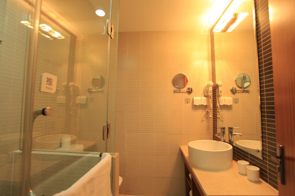 Ji Hotel Guangzhou Zhujiang New Town Exterior foto
